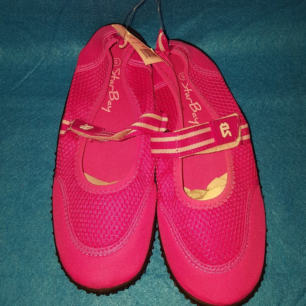 Star Bay Water Shoes - Womans